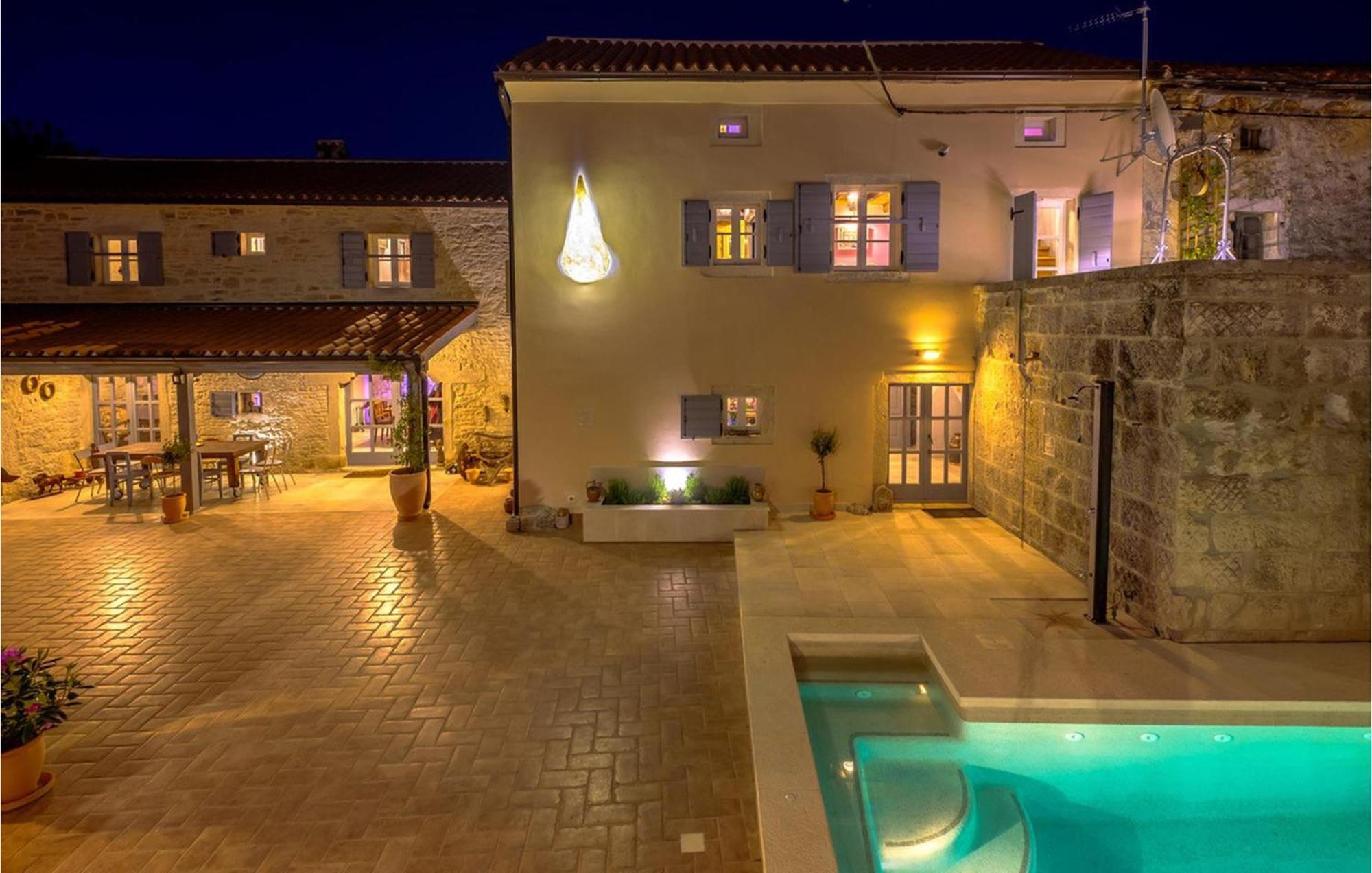 Amazing Home In Foli With Kitchen Exterior photo